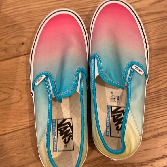 Vans Shoes - Tie dye never been worn vans women’s size 9.0 cute and trendy.